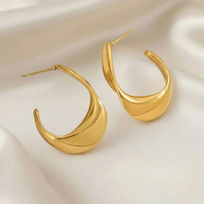 Geometric Twist C-Shaped Earrings