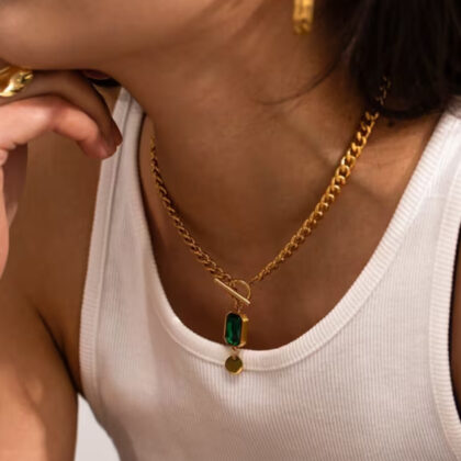 Interlocking greenstone pendant bold necklace