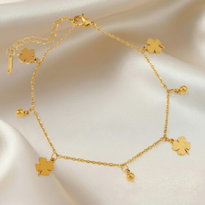 Anklet with Chic Four-Leaf Clover & Bead Charms