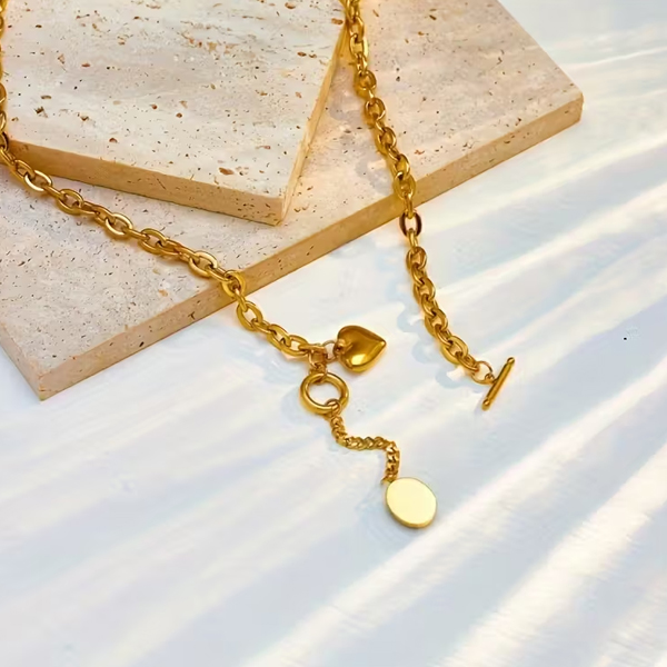 Interlocking heart and black stone bold necklace - Image 3