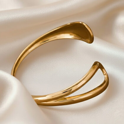 Open cuff geometric bangle bracelet