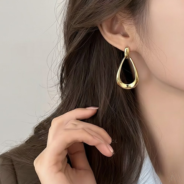 AIVEO Hypoallergenic Teardrop Earrings - Image 3