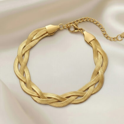 Twisted chain bracelet
